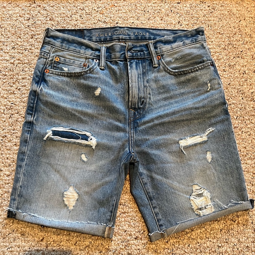 Mens American Eagle jean shorts size 28
